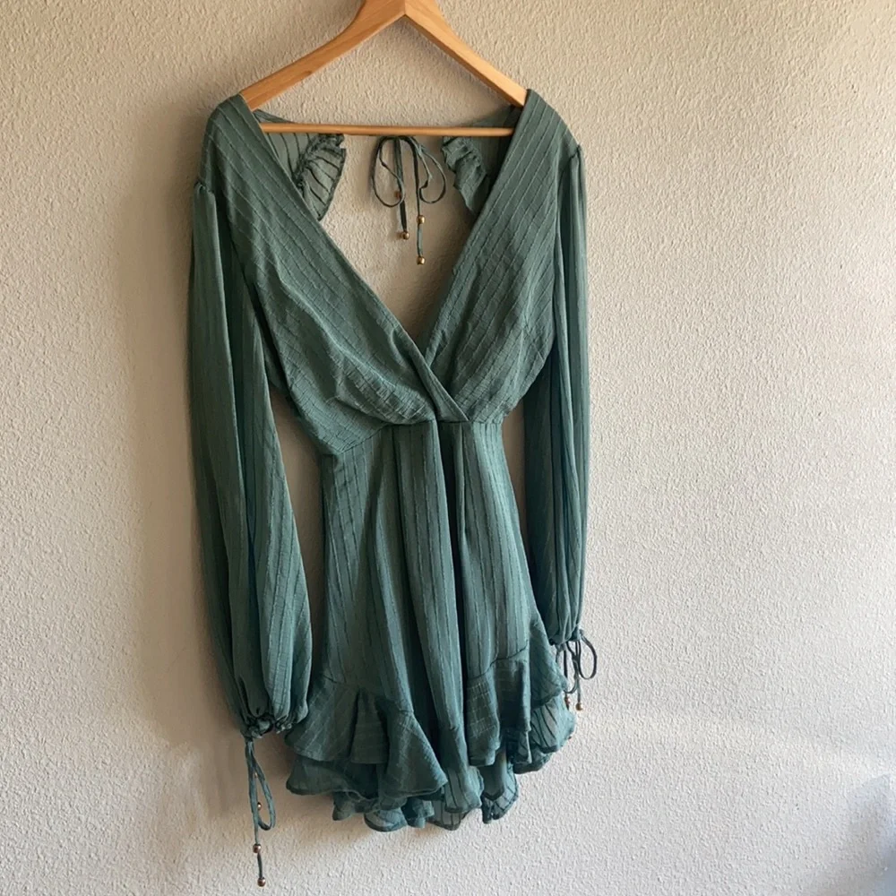 DRESS - Picture 3 of 8